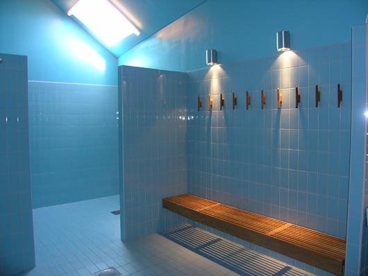 dusch omkl&auml;dning spa i oxel&ouml;sunds g&auml;sthamn